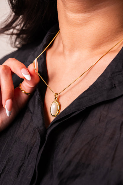 Ayah Pendant Necklace