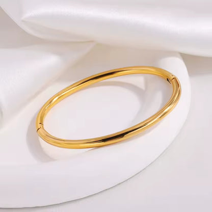 Salma Bangle