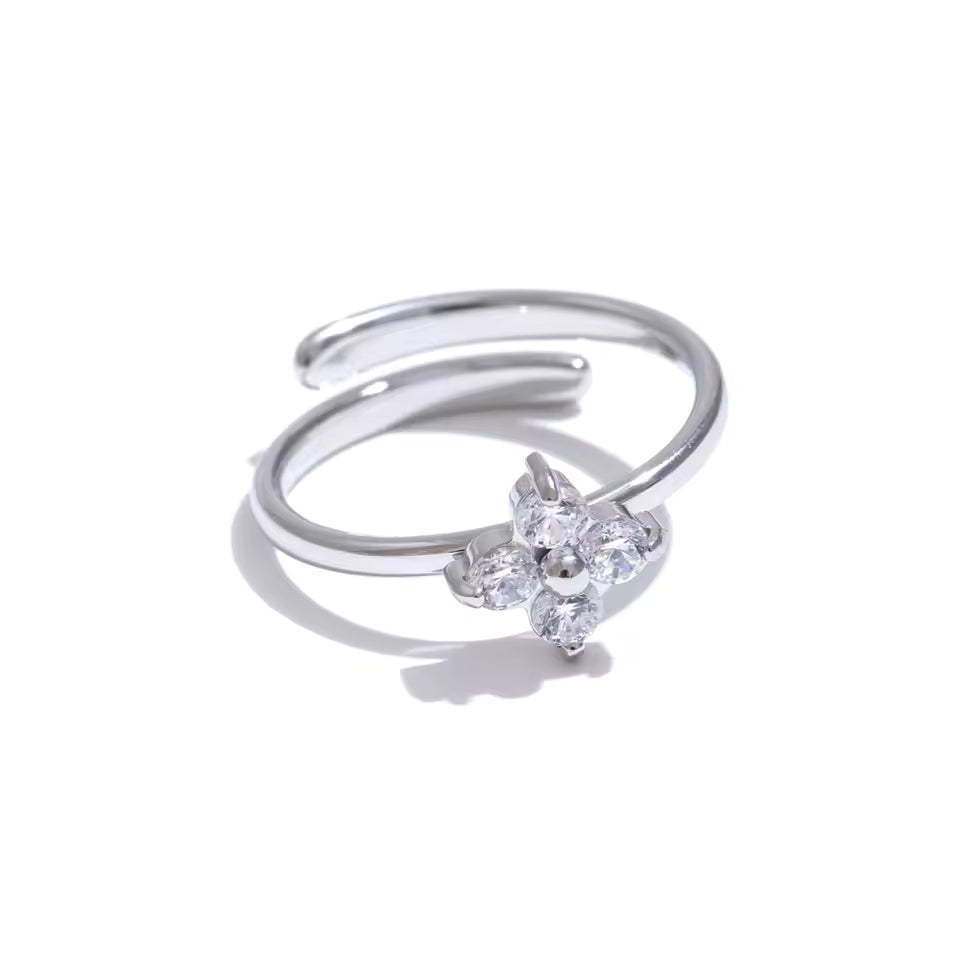 Noora ring