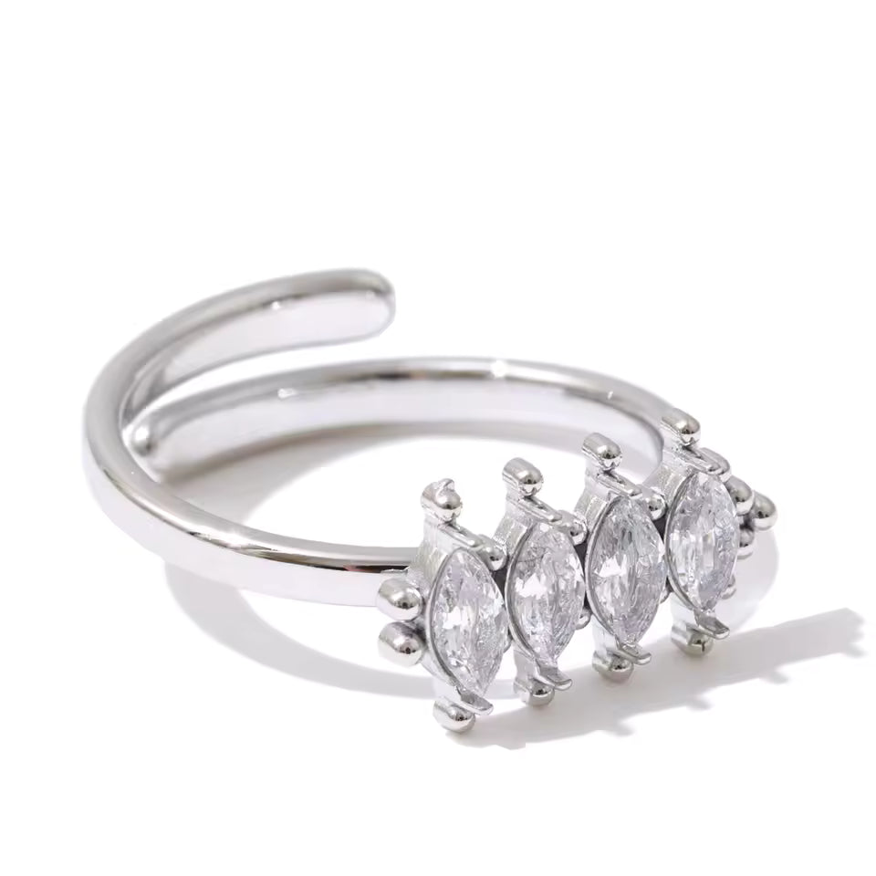 Zoya adjustable ring